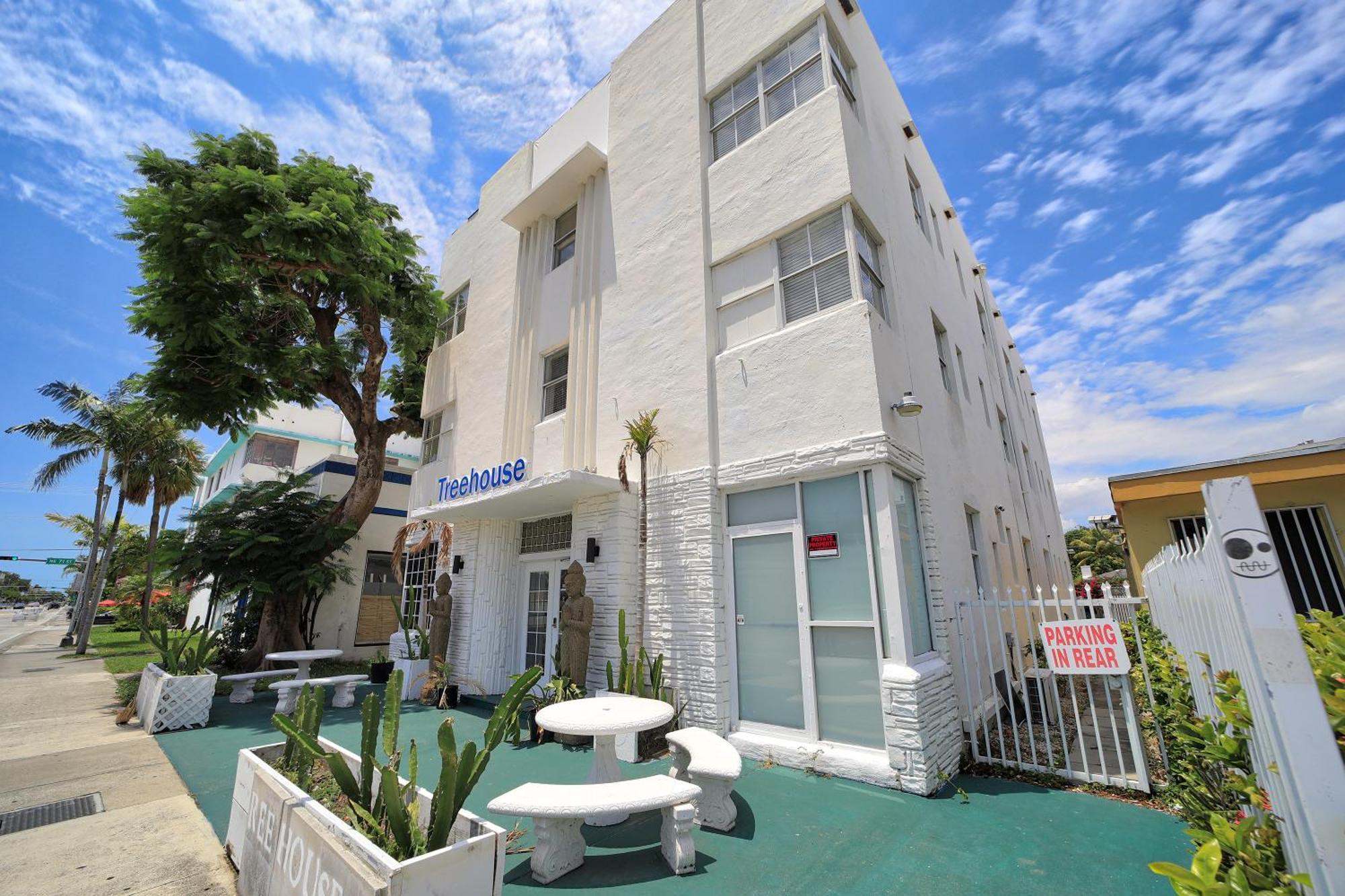 Treehouse Hotel Miami Exterior photo